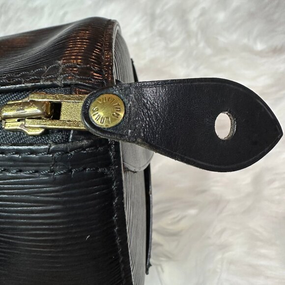 Authentic Louis Vuitton Black Epi Leather Speedy 25 Satchel Bag - Picture 11 of 16
